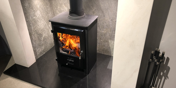 Woodburner / contemporary log wood burning stove